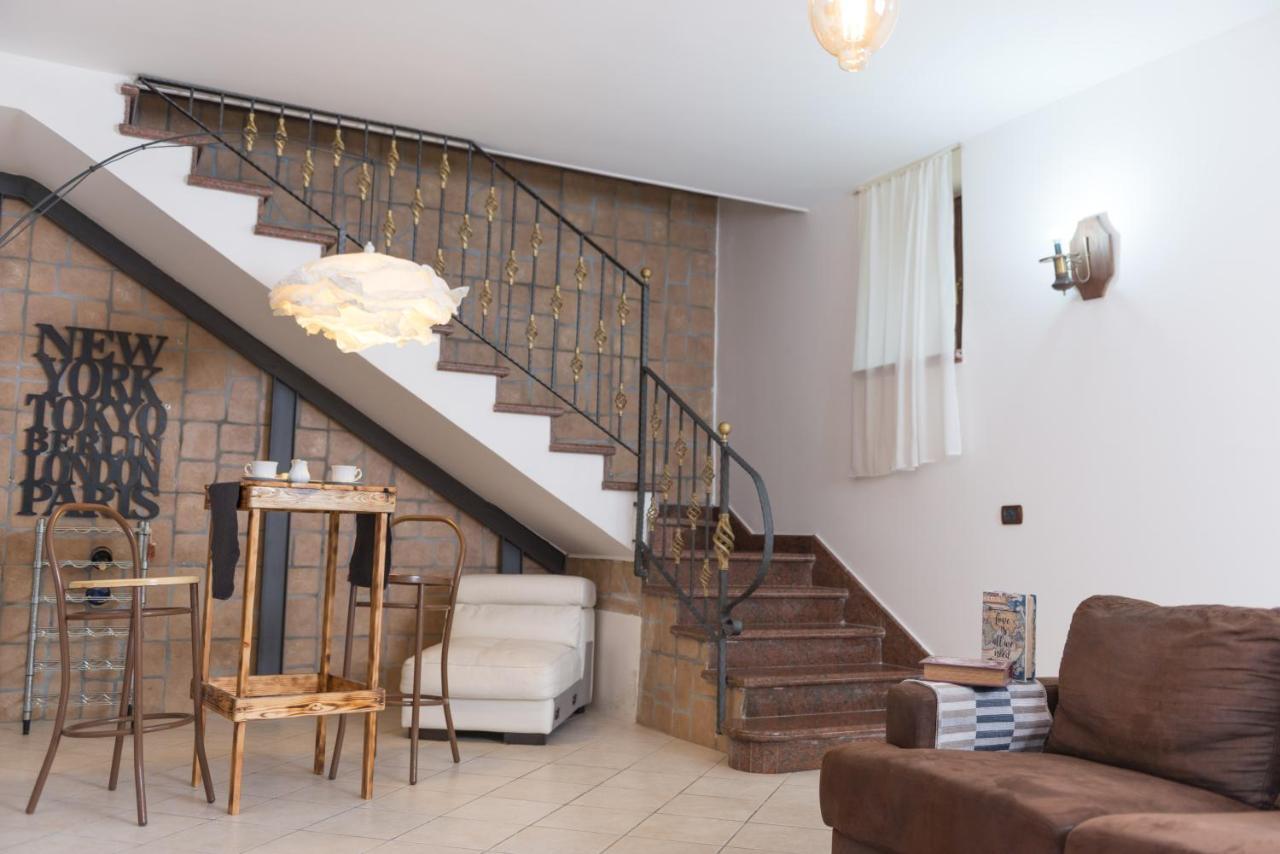 Loft Style Taverna Aversa Exterior foto